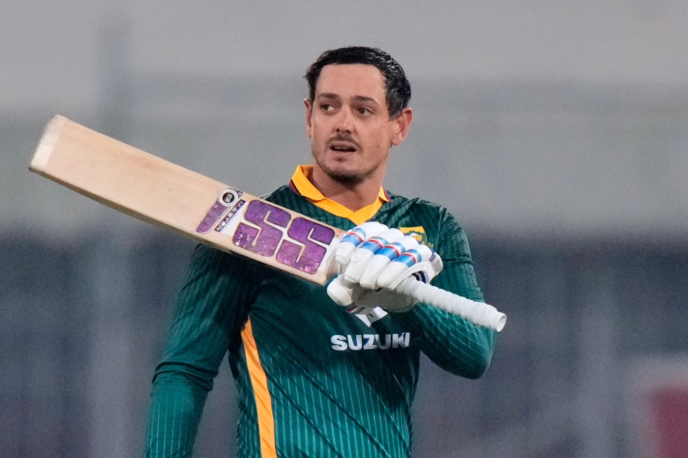 De Kock revives international career with a century as South Africa thrashes Pakistan in 2nd ODI | iNFOnews.ca De Kock revives international career with a century as South Africa thrashes Pakistan in 2nd ODI | iNFOnews.ca