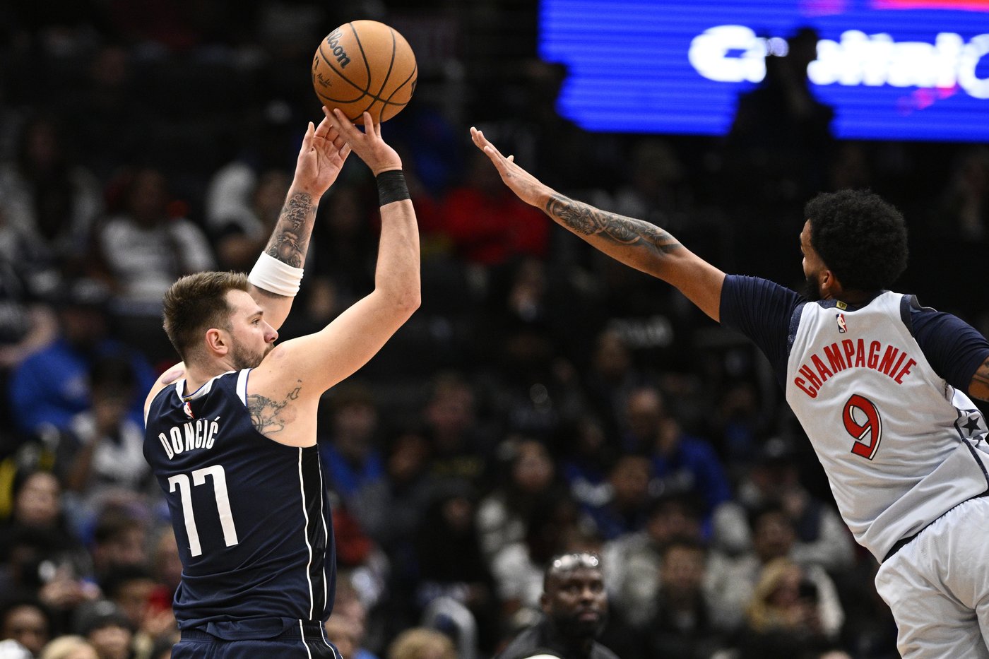 Doncic's triple-double helps Mavericks send Wizards to 16th straight loss in 137-101 rout | iNFOnews.ca