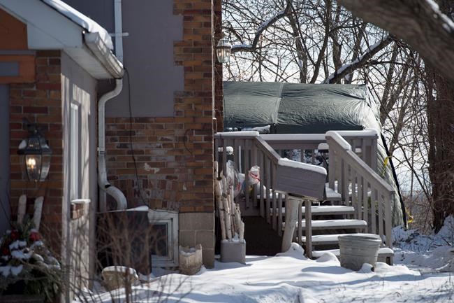 Toronto police searching properties linked to man charged with 5 murders | iNFOnews.ca Toronto police searching properties linked to man charged with 5 murders | iNFOnews.ca