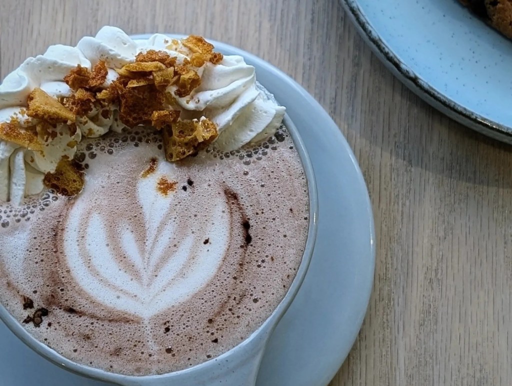 iN PHOTOS: Why Okanagan, Kamloops socials are lit up with amazing hot chocolates | iNwine iN PHOTOS: Why Okanagan, Kamloops socials are lit up with amazing hot chocolates | iNwine
