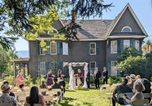 A wedding in a backyard.