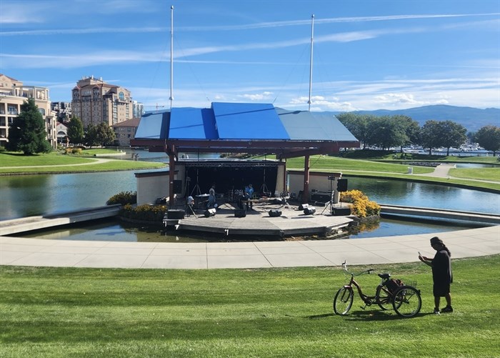 'Expensive umbrella': Musicians disappointed with new $1.6M stage in Kelowna's city park | iNFOnews.ca 'Expensive umbrella': Musicians disappointed with new $1.6M stage in Kelowna's city park | iNFOnews.ca