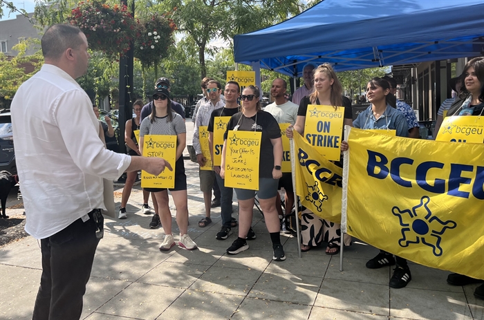 BCGEU workers in Kelowna join province-wide strike | iNFOnews.ca