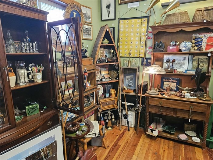 iN VIDEO: Roadside market near Kamloops holds a treasure trove of stories | iNFOnews.ca iN VIDEO: Roadside market near Kamloops holds a treasure trove of stories | iNFOnews.ca