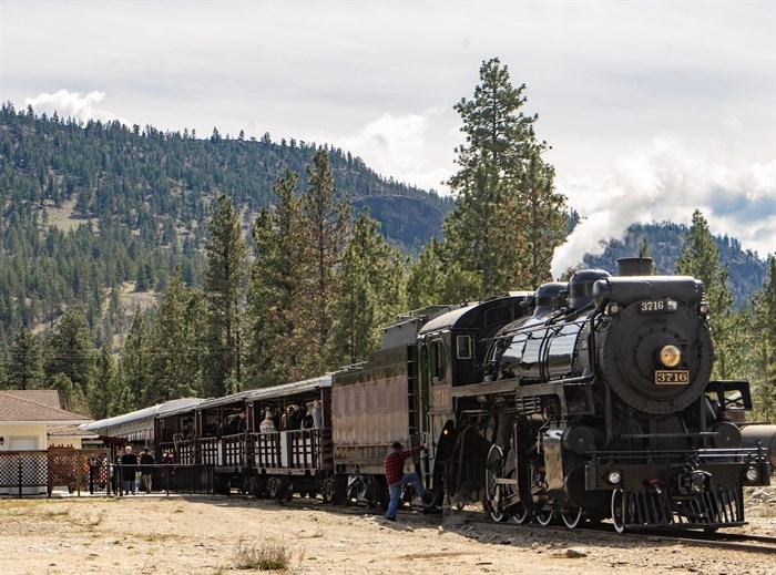 How unique is Summerland's Kettle Valley Steam Railway in BC? | iNwheels