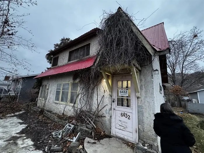 An old house needing restoring.