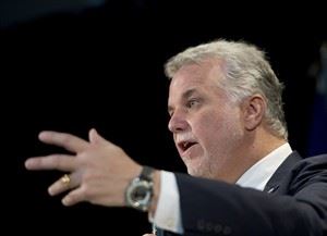 Couillard urges Peladeau to be realistic after Constitution- communism comparison | iNFOnews.ca CP30091830