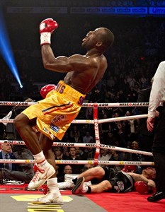 Canada's Stevenson KOs Sukhotsky in fifth to defend WBC light heavyweight belt | iNFOnews.ca