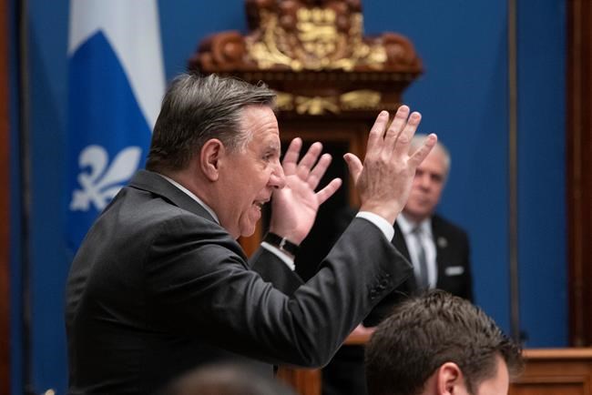 Quebec premier says returns will fly high with $30-million airship investment | iNFOnews.ca Quebec premier says returns will fly high with $30-million airship investment | iNFOnews.ca