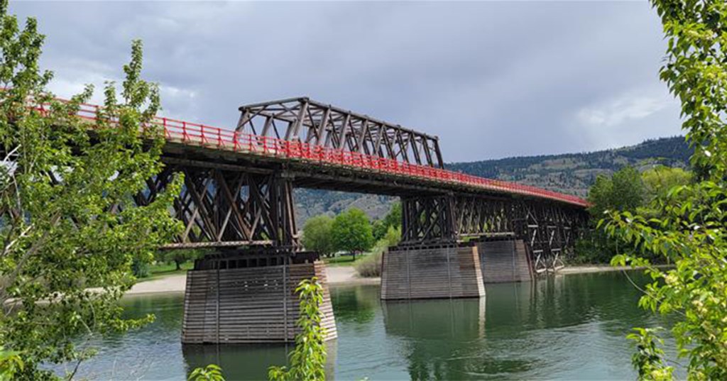 Three options pitched, but only one 'acceptable' solution for Kamloops Red Bridge replacement | iNwheels Three options pitched, but only one 'acceptable' solution for Kamloops Red Bridge replacement | iNwheels