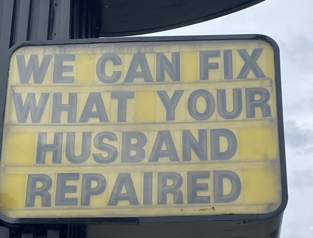 iN PHOTOS: Hilarious signs spotted on roads in Thompson-Okanagan | iNwheels iN PHOTOS: Hilarious signs spotted on roads in Thompson-Okanagan | iNwheels