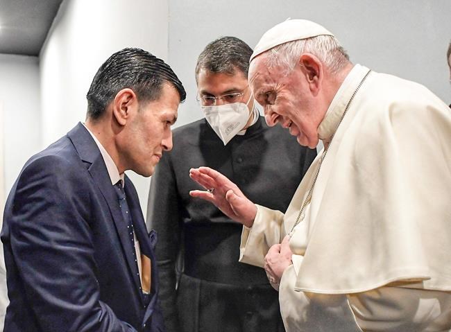 The Latest: Pope meets father of drowned Syrian refugee boy | iNFOnews.ca
